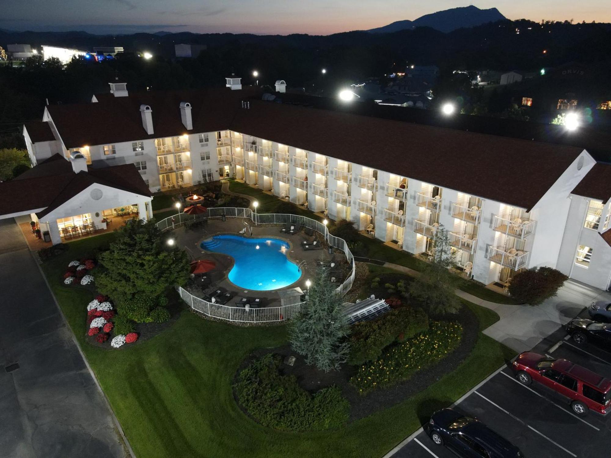 The Inn At Apple Valley, Ascend Hotel Collection Sevierville Exterior foto