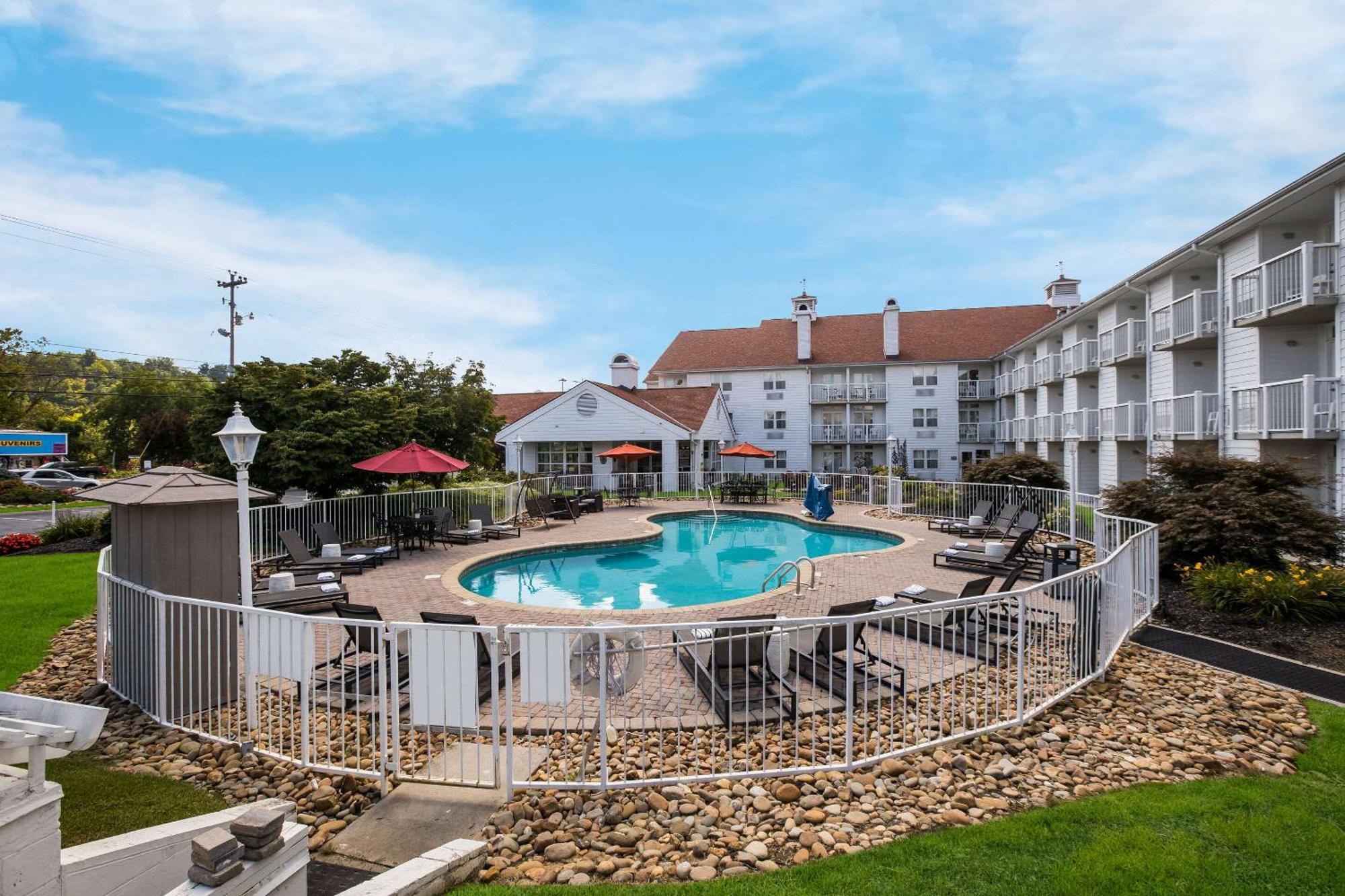 The Inn At Apple Valley, Ascend Hotel Collection Sevierville Exterior foto